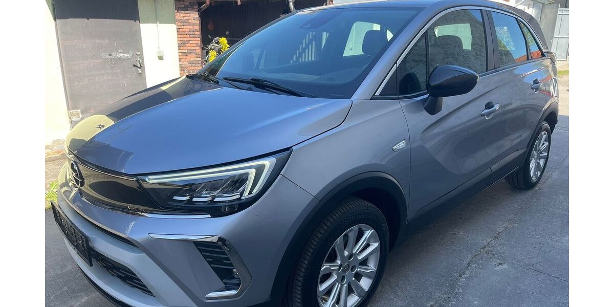 Opel Crossland (X) 144.273 km 10.990 &euro; Schönefeld/ OT Großziethen 12529