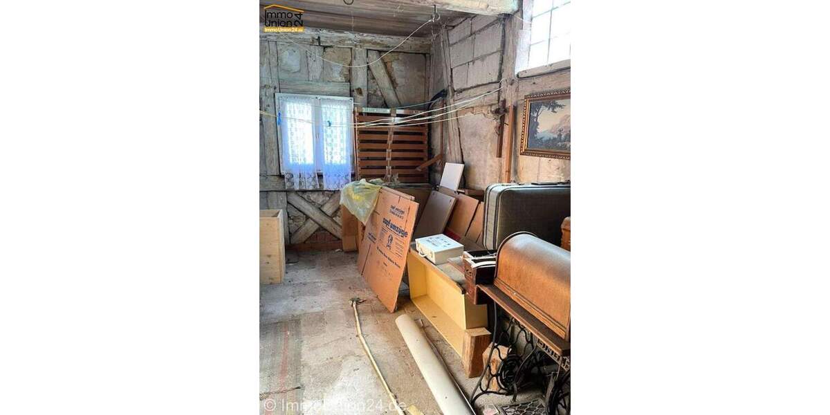 Mehrfamilienhaus, Wohnhaus Altdorf bei Nürnberg Altdorf - 6 Zimmer, 150 m&sup2;, 225.000&euro; | Angebot:25357572