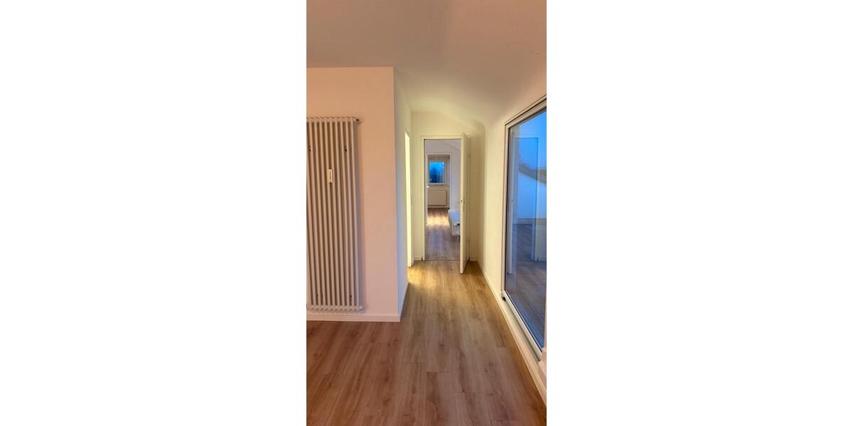 Einfamilienhaus Konstanz - 5.5 Zimmer, 300 m&sup2;, 3.100&euro; | Angebot:24628636