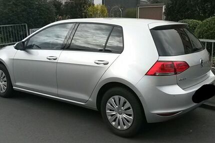 VW Golf 63.000 km 8.999 € Warburg 34414