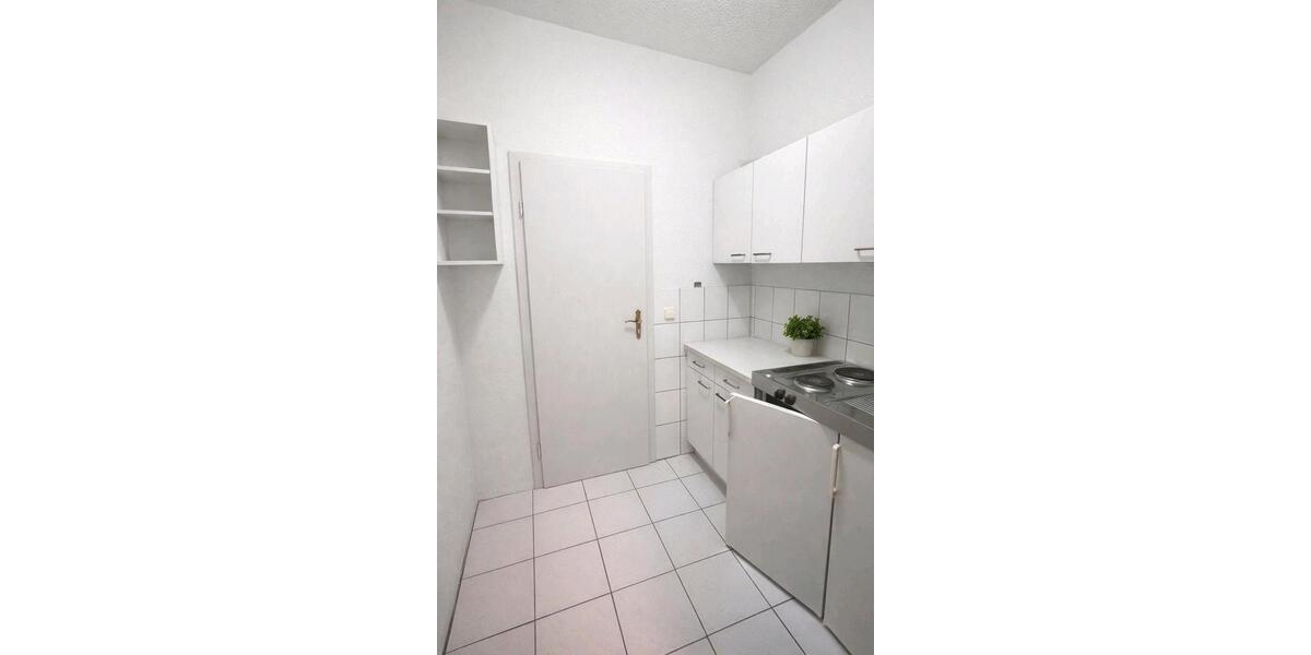 Etagenwohnung Neubrandenburg - 1 Zimmer, 22 m&sup2;, 300&euro; | Angebot:26415516