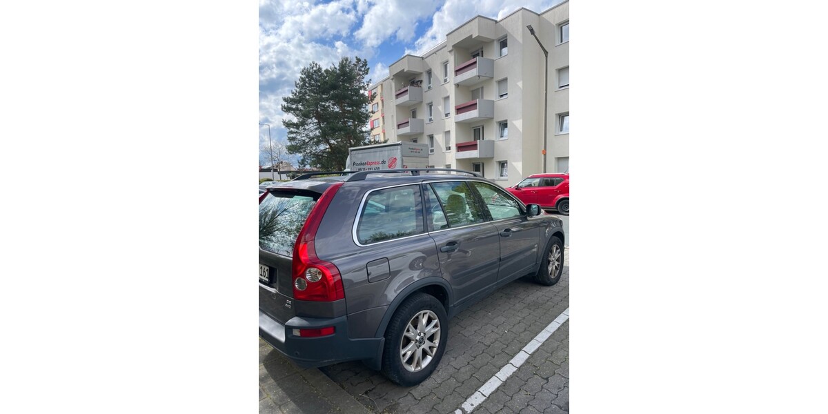 Volvo XC90 274.050 km 4.680 € Fürth 90744
