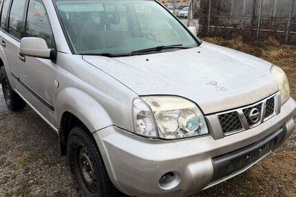 Nissan X-Trail 350.000 km 1.950 &euro; München 81829