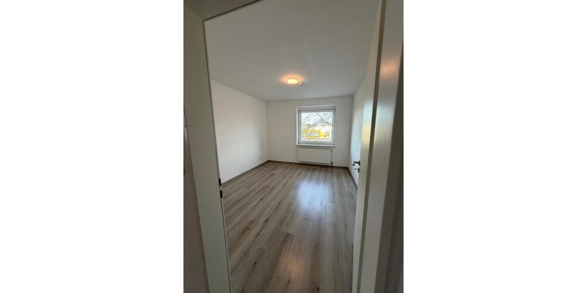 Etagenwohnung Friedeburg - 2 Zimmer, 78 m&sup2;, 620&euro; | Angebot:25325308