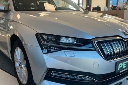 Skoda Superb 35.700 km 22.440 &euro; Barth 18356