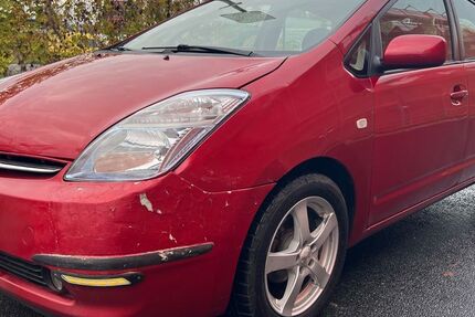 Toyota Prius 228.000 km 3.200 € Berlin 12057