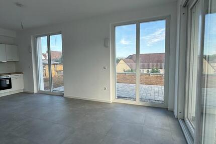 Neubau Eppingen - 3 Zi. mit Terrasse, Garten, EBK, Keller, Aufzug zimmer
