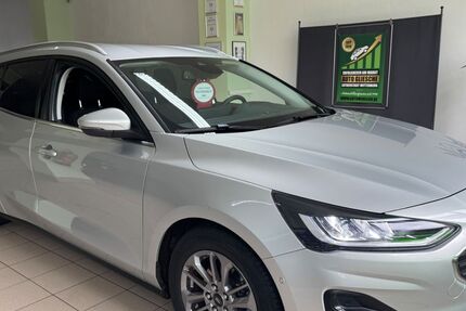 Ford Focus 50.793 km 18.490 &euro; Lutherstadt Wittenberg 06886