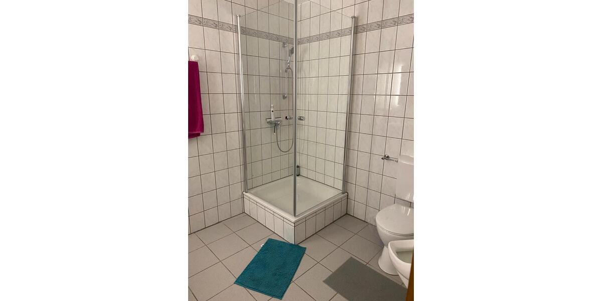 Erdgeschoßwohnung Waghäusel - 3 Zimmer, 90 m&sup2;, 810&euro; | Angebot:26101656