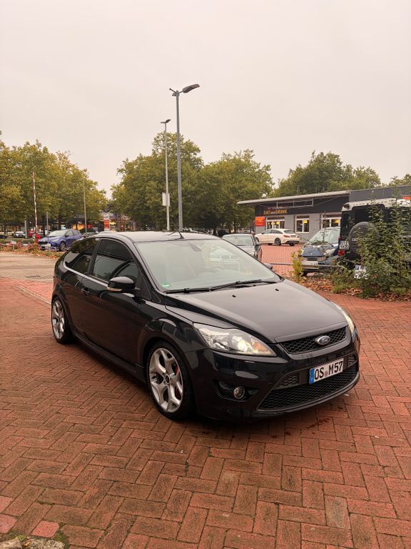 Ford Focus 167.800 km 12.900 € Osnabrück 49086