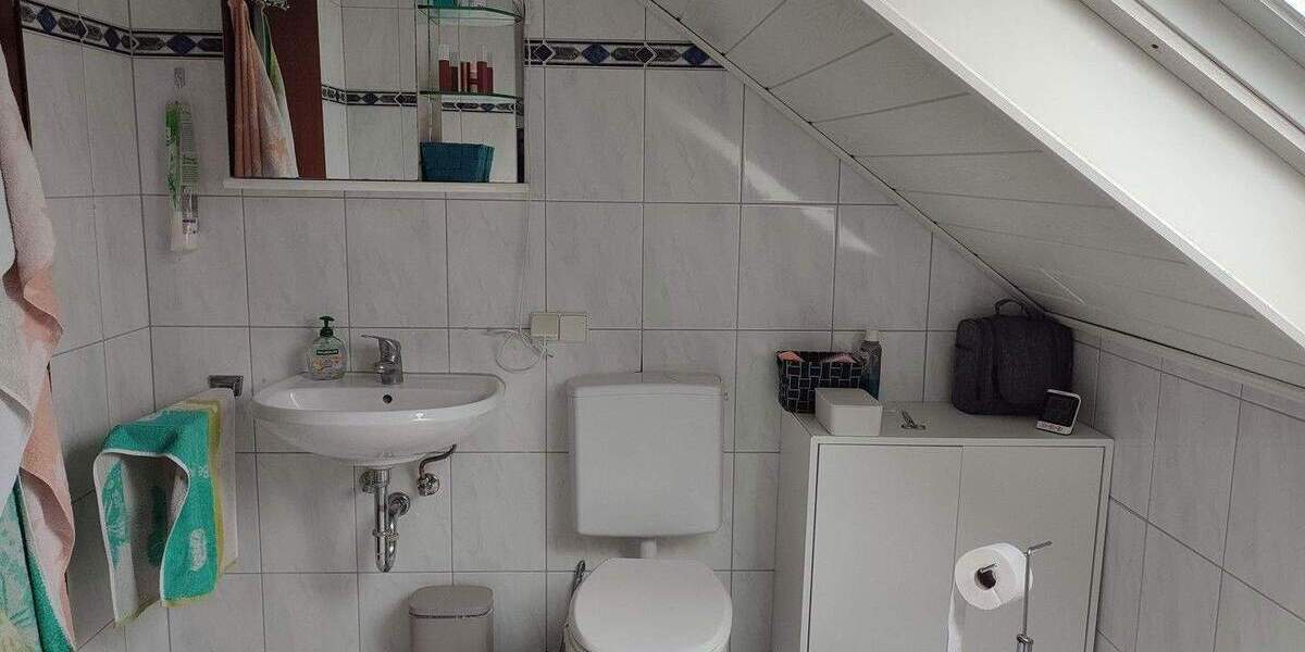 Etagenwohnung Brühl - 3 Zimmer, 72 m&sup2;, 792&euro; | Angebot:25570423