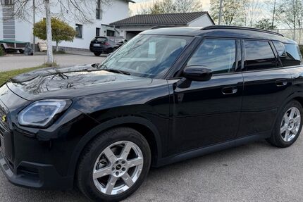 Mini Countryman SE (Cooper) 19.000 km 36.790 &euro; Dingolfing 84130