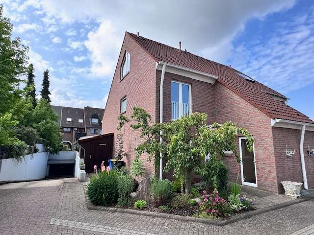 Haus zum Mieten in Jülich 1.500 € 140 m²