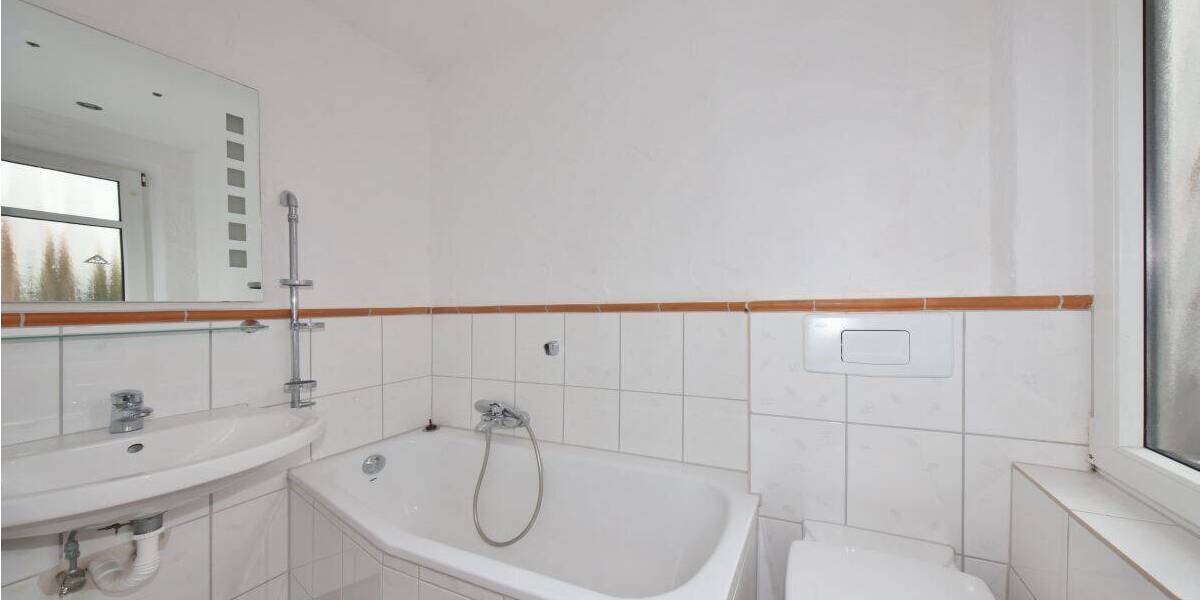 Einfamilienhaus Wilhelmshaven Bant - 7 Zimmer, 171 m&sup2;, 320.000&euro; | Angebot:26834390