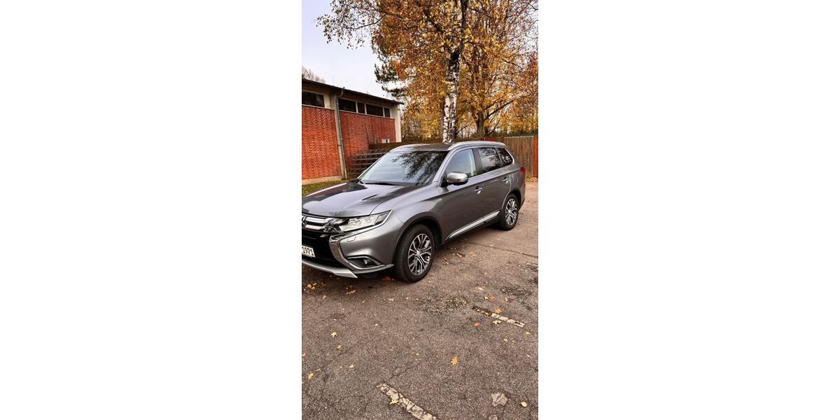 Mitsubishi Outlander 95.000 km 14.300 &euro; Stuttgart 70565
