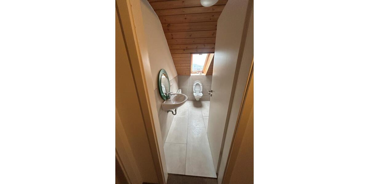 Einfamilienhaus Pöttmes - 17 Zimmer, 300 m&sup2;, 3.000&euro; | Angebot:26086427