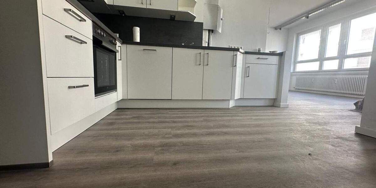 Einfamilienhaus Stuttgart Ost - 2.200&euro; | Angebot:25674464