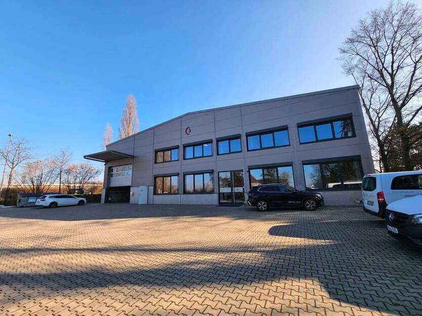 Halle in Aschaffenburg 9.395 € 731.9 m²