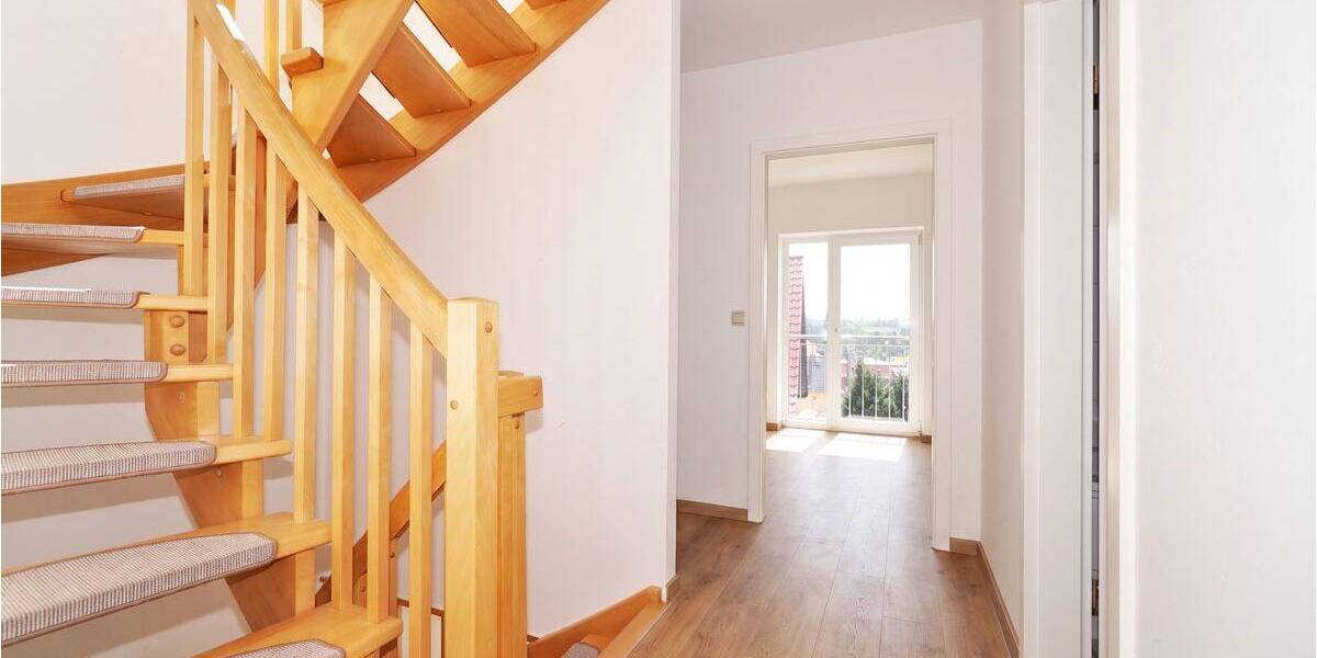 Reihenmittelhaus Rabenau / Obernaundorf Rabenau - 4 Zimmer, 124 m&sup2;, 350.000&euro; | Angebot:26107006