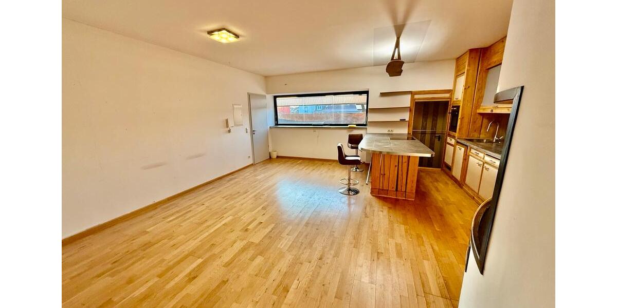 Etagenwohnung Saaldorf-Surheim Surheim - 2 Zimmer, 82 m&sup2;, 1.155&euro; | Angebot:25496245