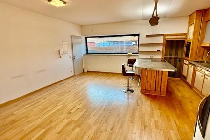 Wohnung Saaldorf-Surheim Surheim - 2 Zimmer, 82 m&sup2;, 1.155&euro; | Angebot:25496245