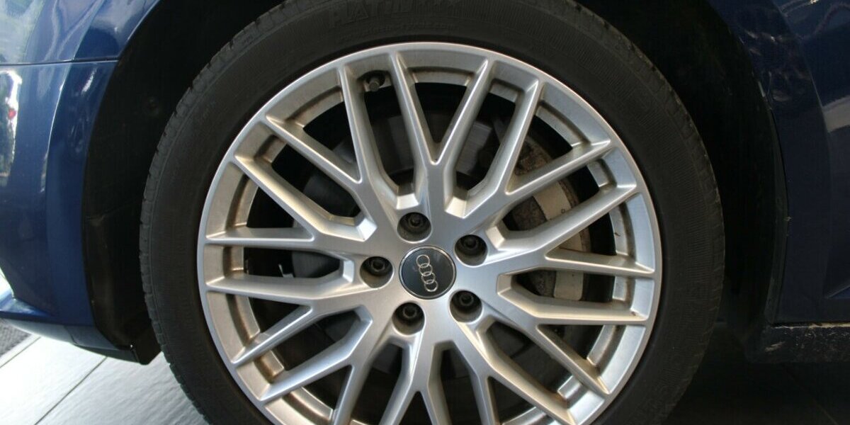 Audi A4 Avant 2.0 TFSI S tronic Sport 99.412 km 20.980 &euro; Euskirchen 53881