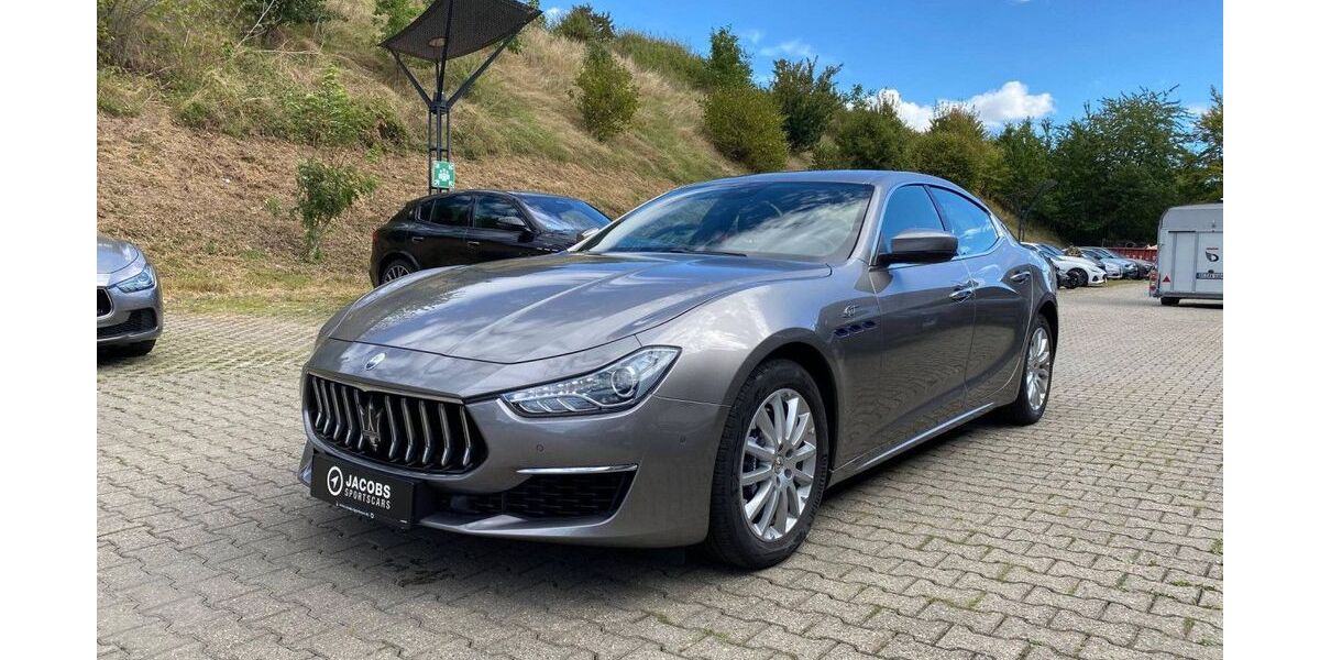 Maserati Ghibli 49.000 km 42.980 € Köln 50829