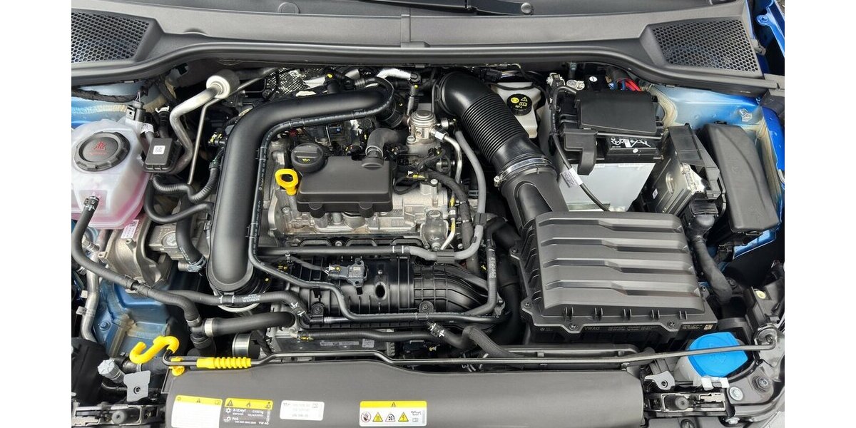 Seat Ibiza Style 40th Annivers.*LED/Navi-App/Kamera/Key 12.689 km 17.790 &euro; Bamberg 96052