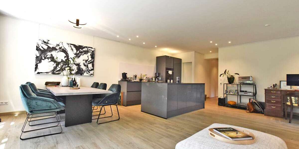 Etagenwohnung Essen Stadtbezirk IX - 2 Zimmer, 86 m&sup2;, 1.600&euro; | Angebot:27728293