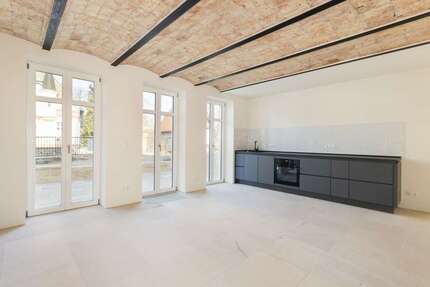 Wohnung Buckow - 2 Zimmer, 70 m&sup2;, 1.250&euro; | Angebot:27148009