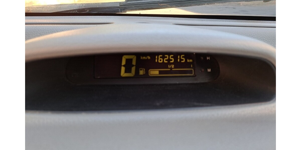 Renault Twingo I 165.515 km 1.111 € Bissersheim 67281