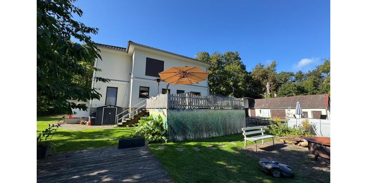 Einfamilienhaus Neuruppin - 8 Zimmer, 195 m&sup2;, 990.000&euro; | Angebot:26756906