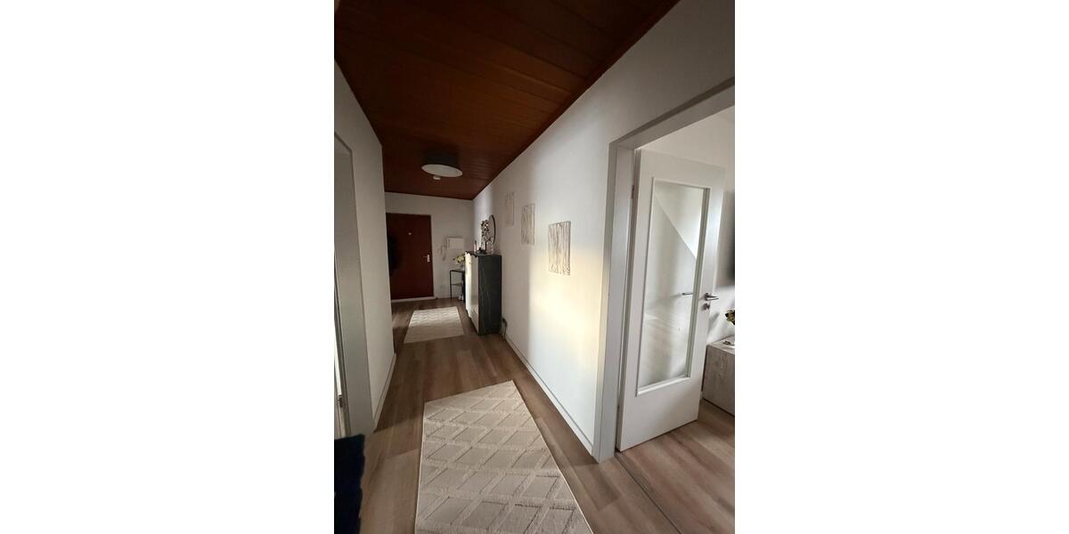 Dachgeschoßwohnung Bremerhaven - 2 Zimmer, 68 m&sup2;, 675&euro; | Angebot:26220380