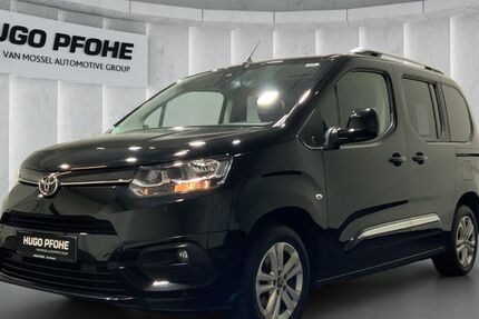 Toyota Proace City 82.659 km 17.850 &euro; Hamburg 22335