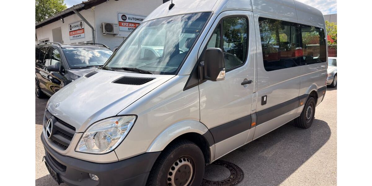 Mercedes-Benz Sprinter 165.000 km 15.900 &euro; München 81243