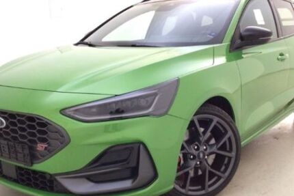 Ford Focus 5.418 km 34.474 &euro; Kleve 47533