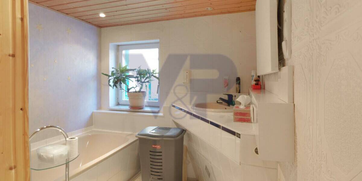 Einfamilienhaus Eisenberg Kursdorf - 5 Zimmer, 133 m&sup2;, 79.000&euro; | Angebot:26417631