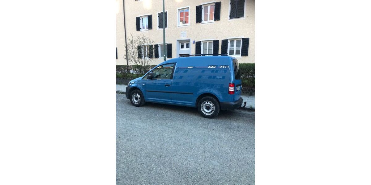 VW Caddy 168.000 km 5.000 &euro; München 80339