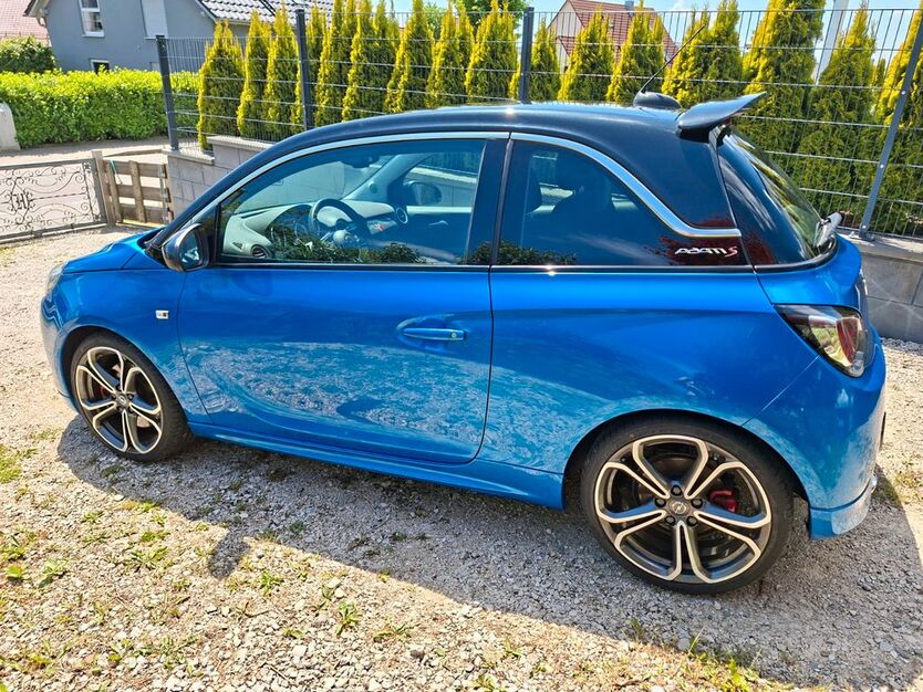 Opel Adam 106.000 km 9.499 € Affing 86444