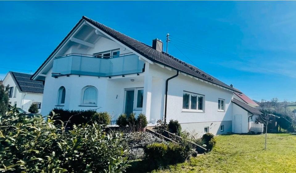 Einfamilienhaus Balingen - 8 Zimmer, 165 m&sup2;, 649.900&euro; | Angebot:26266641