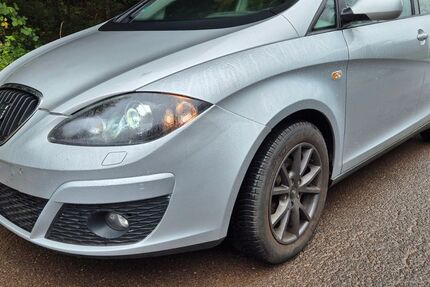 Seat Altea 124.673 km 5.890 € Püttlingen 66346