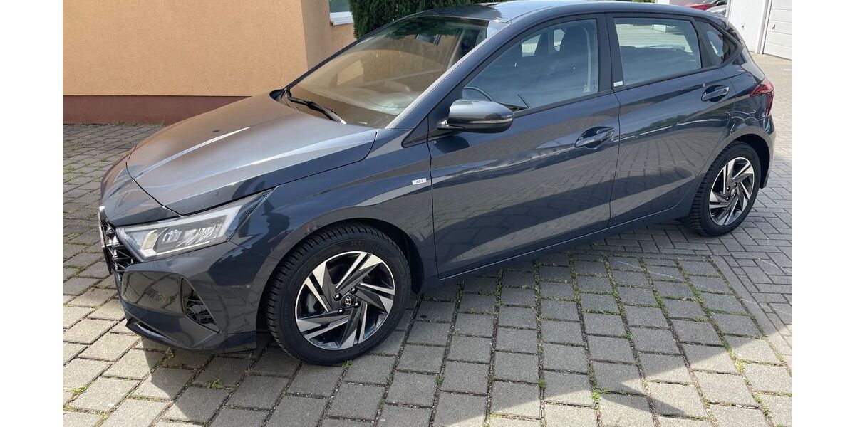 Hyundai i20 21.233 km 15.500 &euro; Ludwigshafen 67067