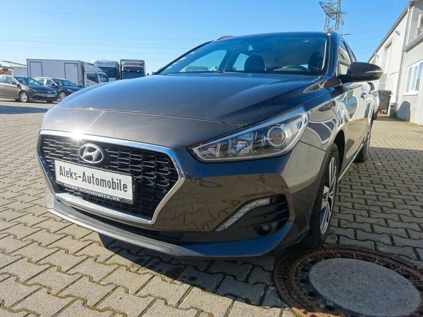 i30
