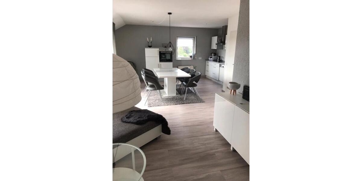 Dachgeschoßwohnung Bexbach - 2 Zimmer, 60 m&sup2;, 132.000&euro; | Angebot:27117747