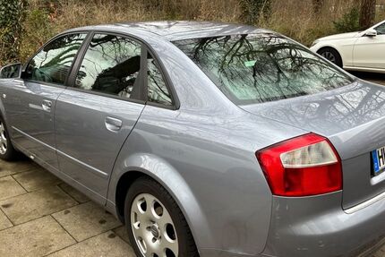 Audi A4 97.000 km 4.470 &euro; Hamburg 22527
