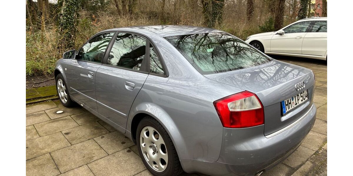 Audi A4 97.000 km 4.470 &euro; Hamburg 22527