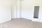 ***EINZIEHEN & WOHLFÜHLEN*** Helle, schicke 3-RaumWohnung mit Tageslichtbad und Wanne zu vermieten