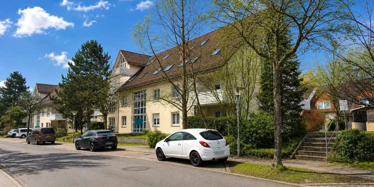 Etagenwohnung Dresden Schönfeld-Weißig - 3 Zimmer, 98 m&sup2;, 250.000&euro; | Angebot:27085504