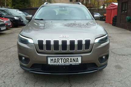 Jeep Cherokee 108.700 km 18.900 &euro; Starnberg 82319