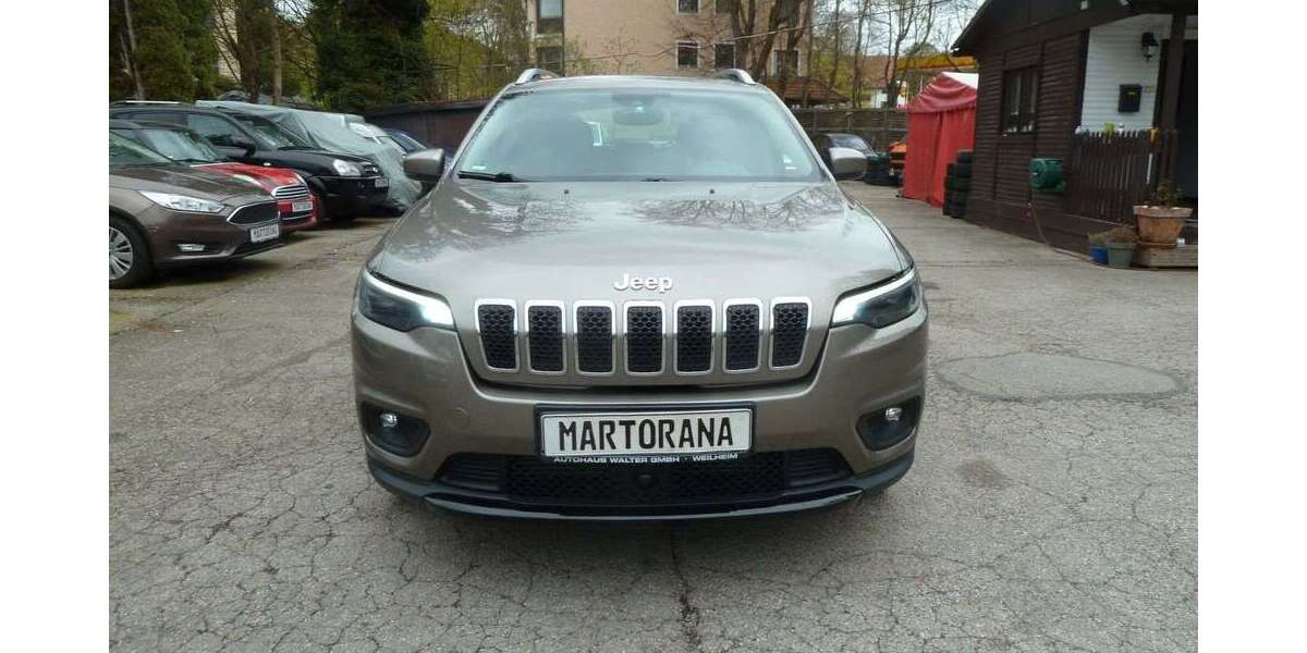 Jeep Cherokee 108.700 km 18.900 &euro; Starnberg 82319